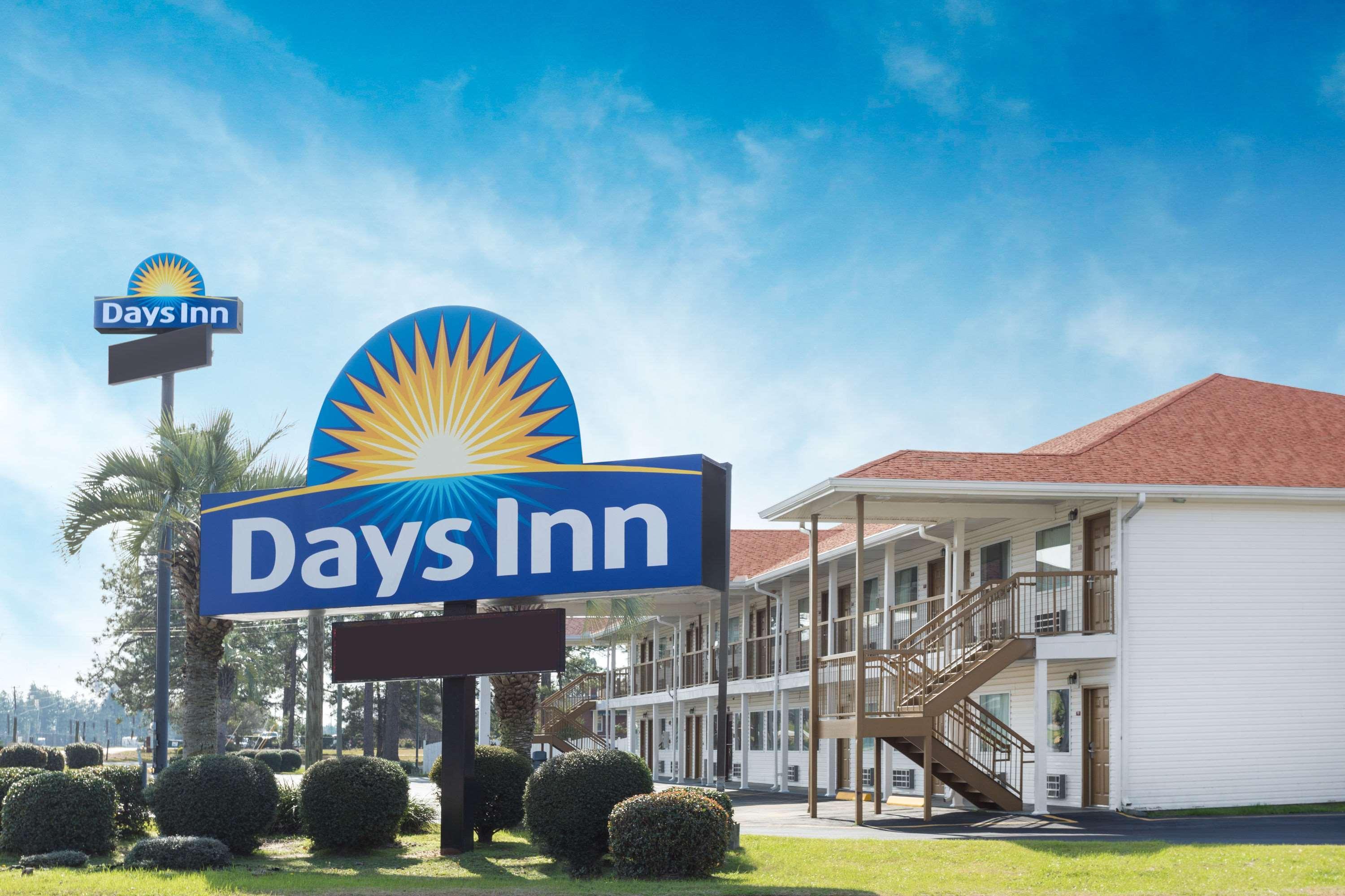 Economy Inn By Oyo Ashburn Exteriör bild