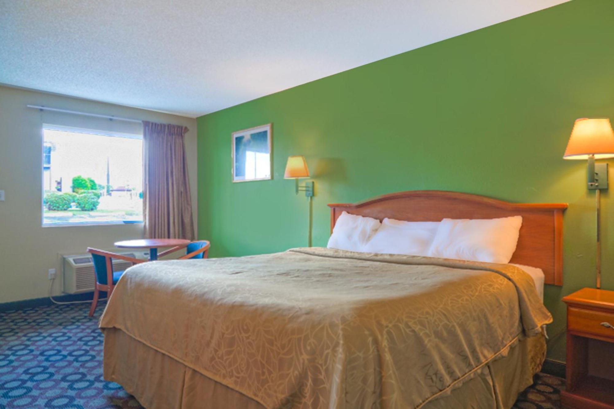 Economy Inn By Oyo Ashburn Exteriör bild
