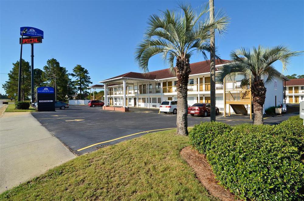 Economy Inn By Oyo Ashburn Exteriör bild